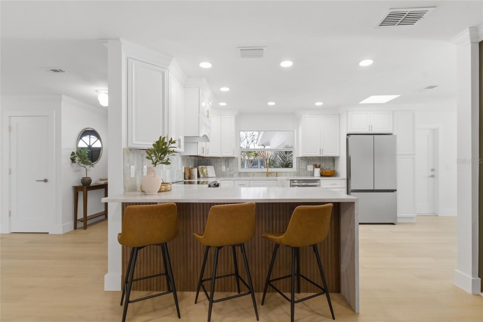 14096 PASSAGE WAY, SEMINOLE, FL, 33776