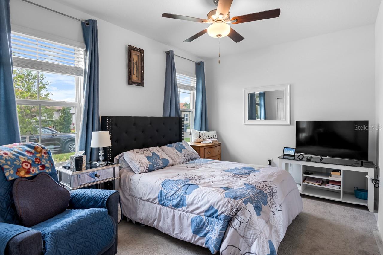 17222 HOLLY WELL AVE, WIMAUMA, FL, 33598