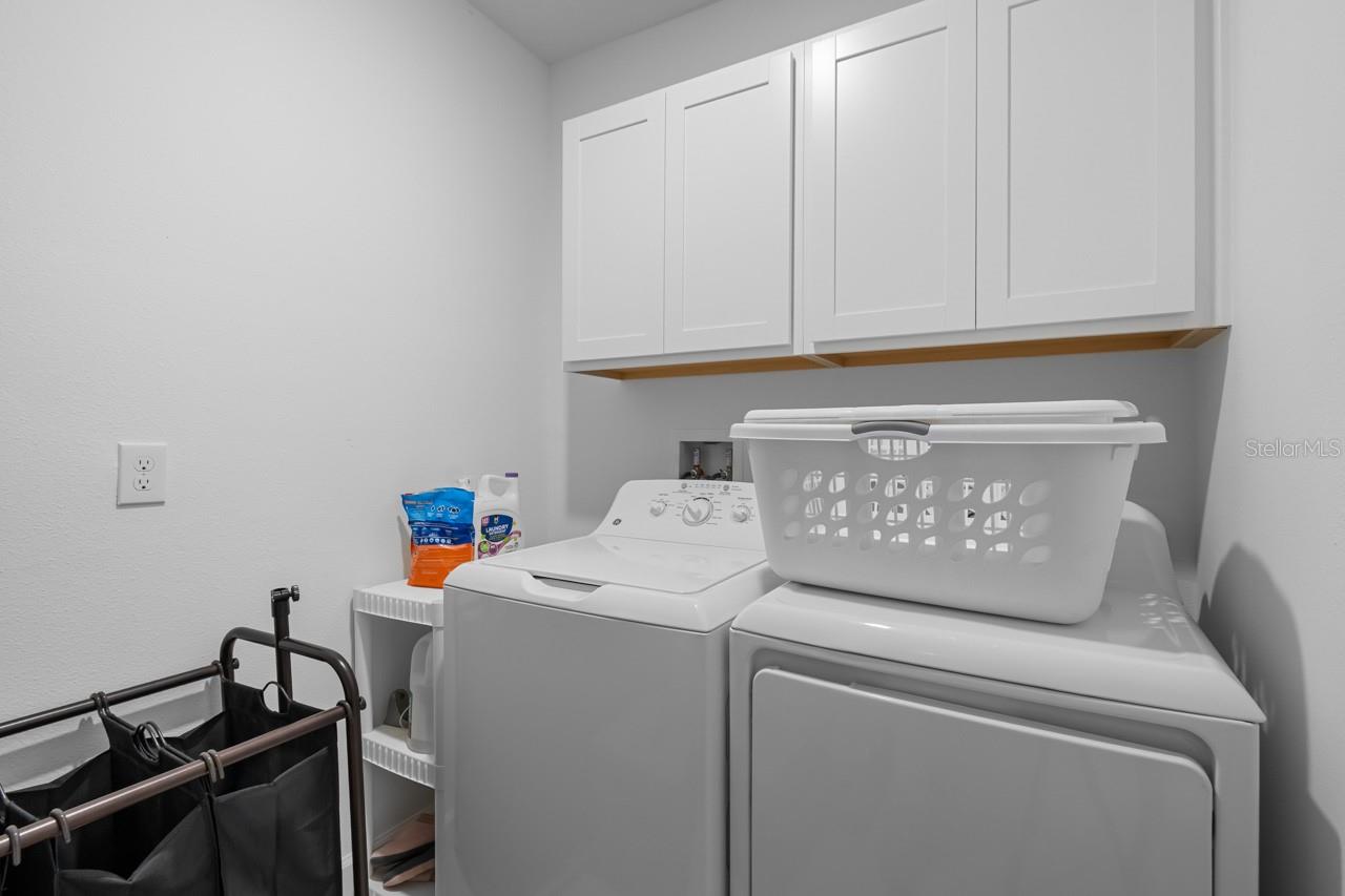 17222 HOLLY WELL AVE, WIMAUMA, FL, 33598