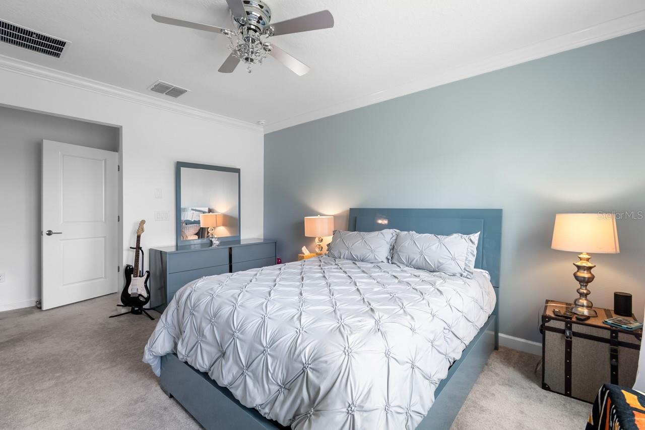 17222 HOLLY WELL AVE, WIMAUMA, FL, 33598