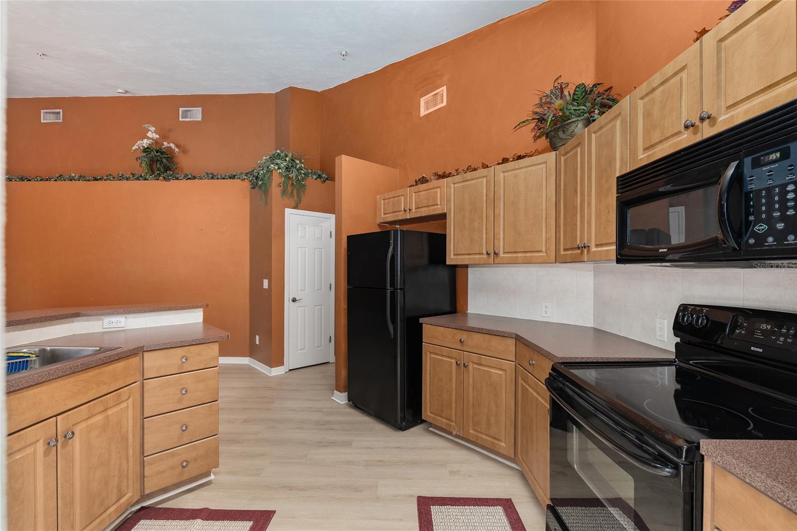 4215 SW 31ST DR #204, GAINESVILLE, FL, 32608