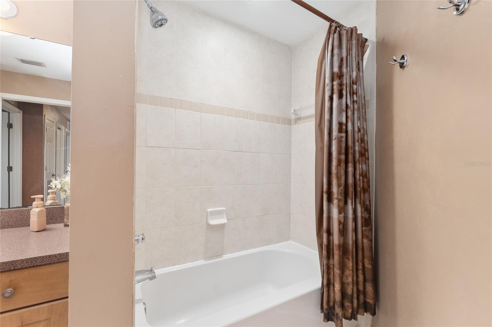 4215 SW 31ST DR #204, GAINESVILLE, FL, 32608
