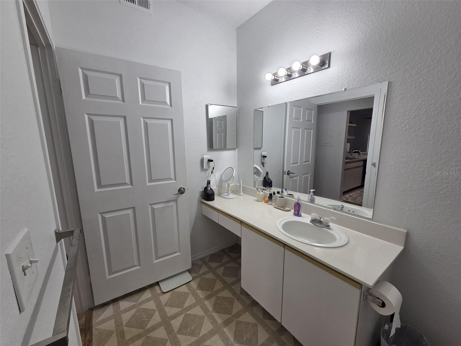 2558 ROBERT TRENT JONES DR #1412, ORLANDO, FL, 32835