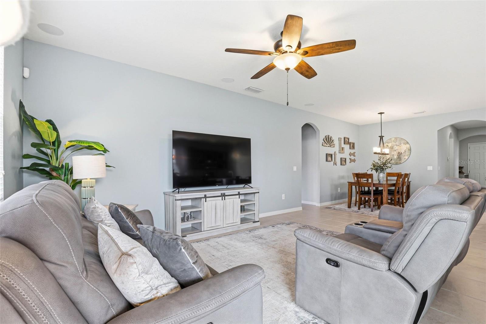 11218 SPRING POINT CIR, RIVERVIEW, FL, 33579