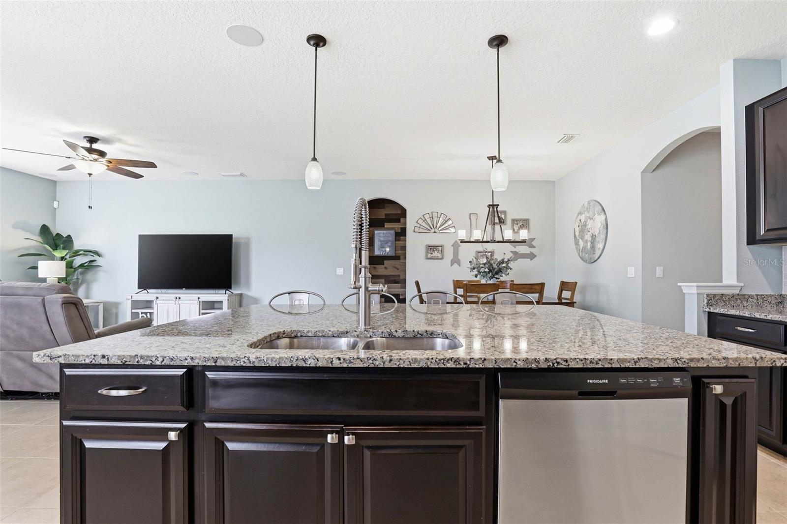 11218 SPRING POINT CIR, RIVERVIEW, FL, 33579