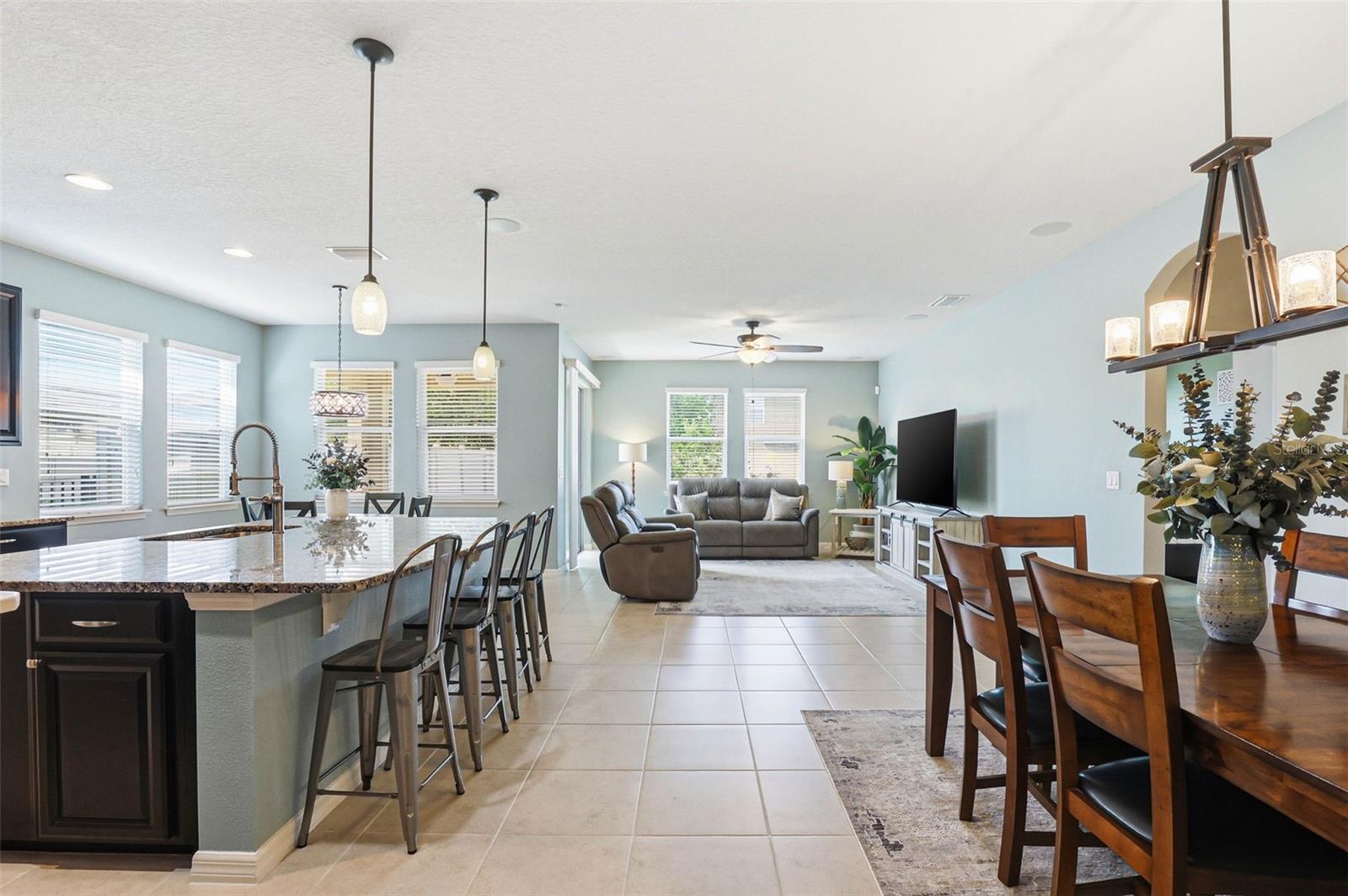 11218 SPRING POINT CIR, RIVERVIEW, FL, 33579