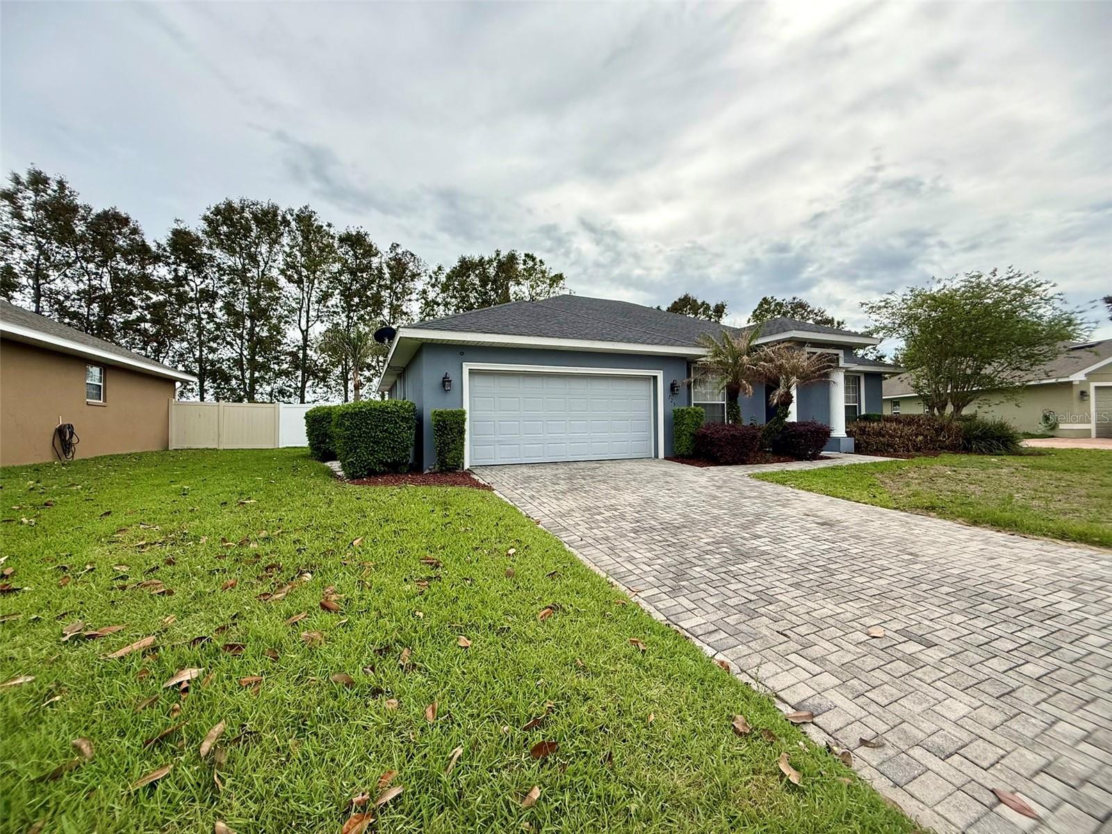 725 COUNTRY WALK CV, EAGLE LAKE, FL, 33839