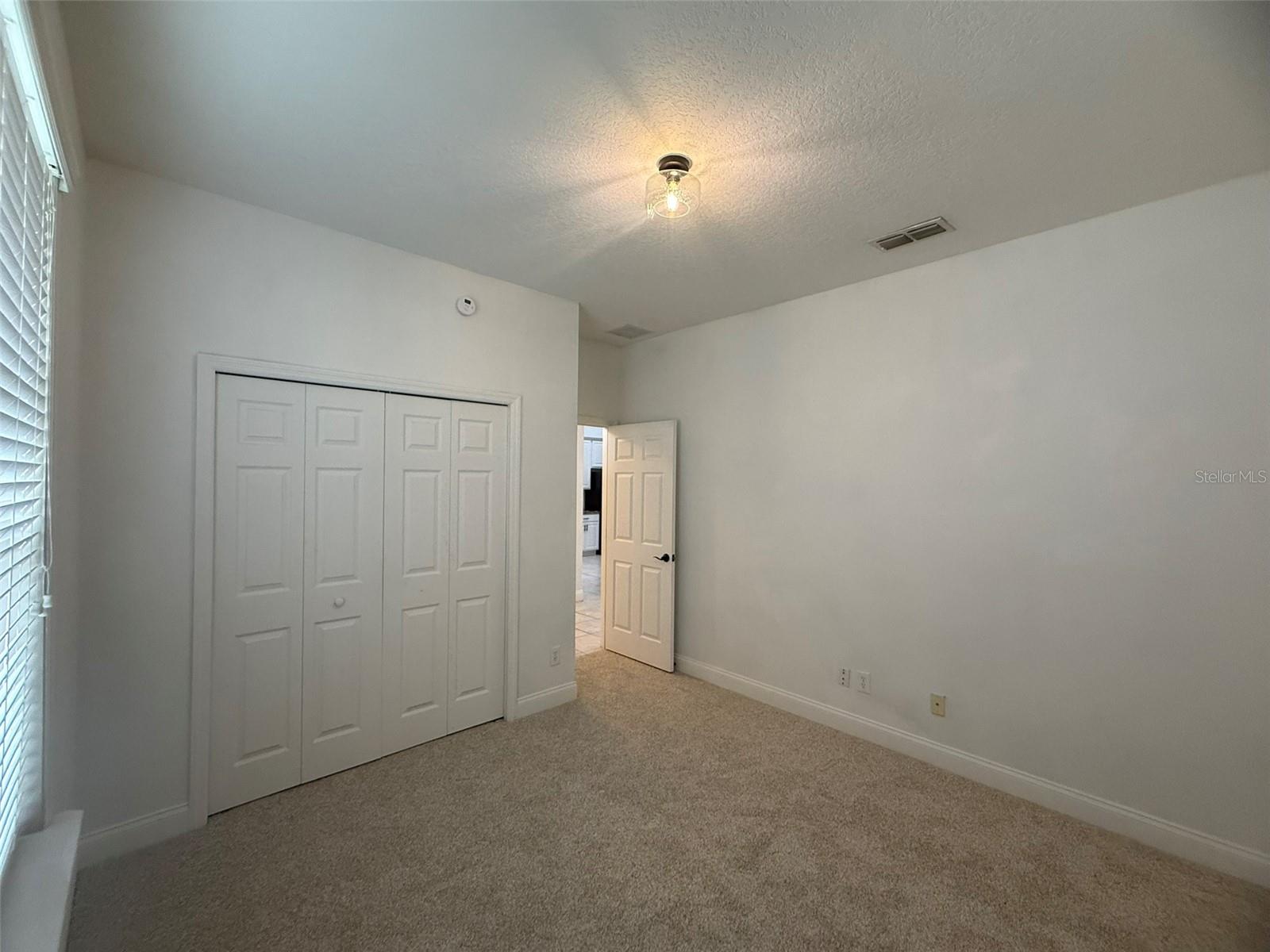 725 COUNTRY WALK CV, EAGLE LAKE, FL, 33839