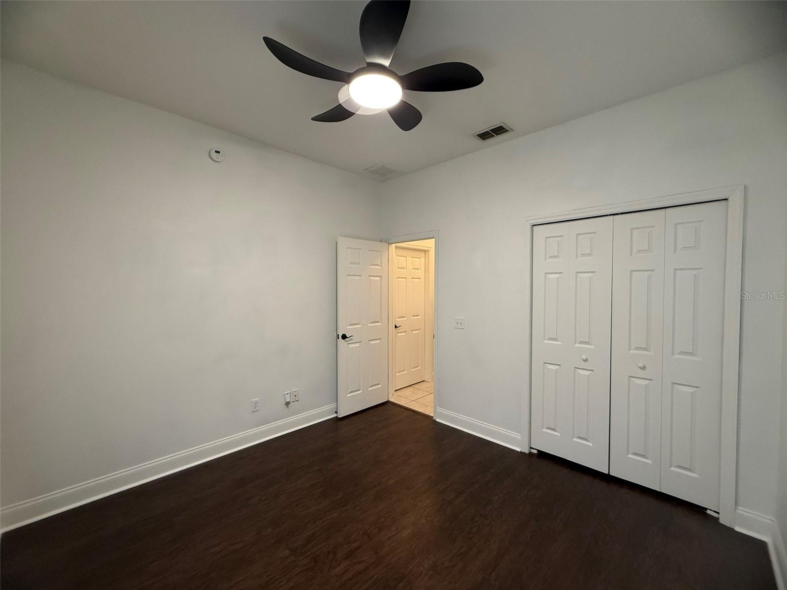 725 COUNTRY WALK CV, EAGLE LAKE, FL, 33839