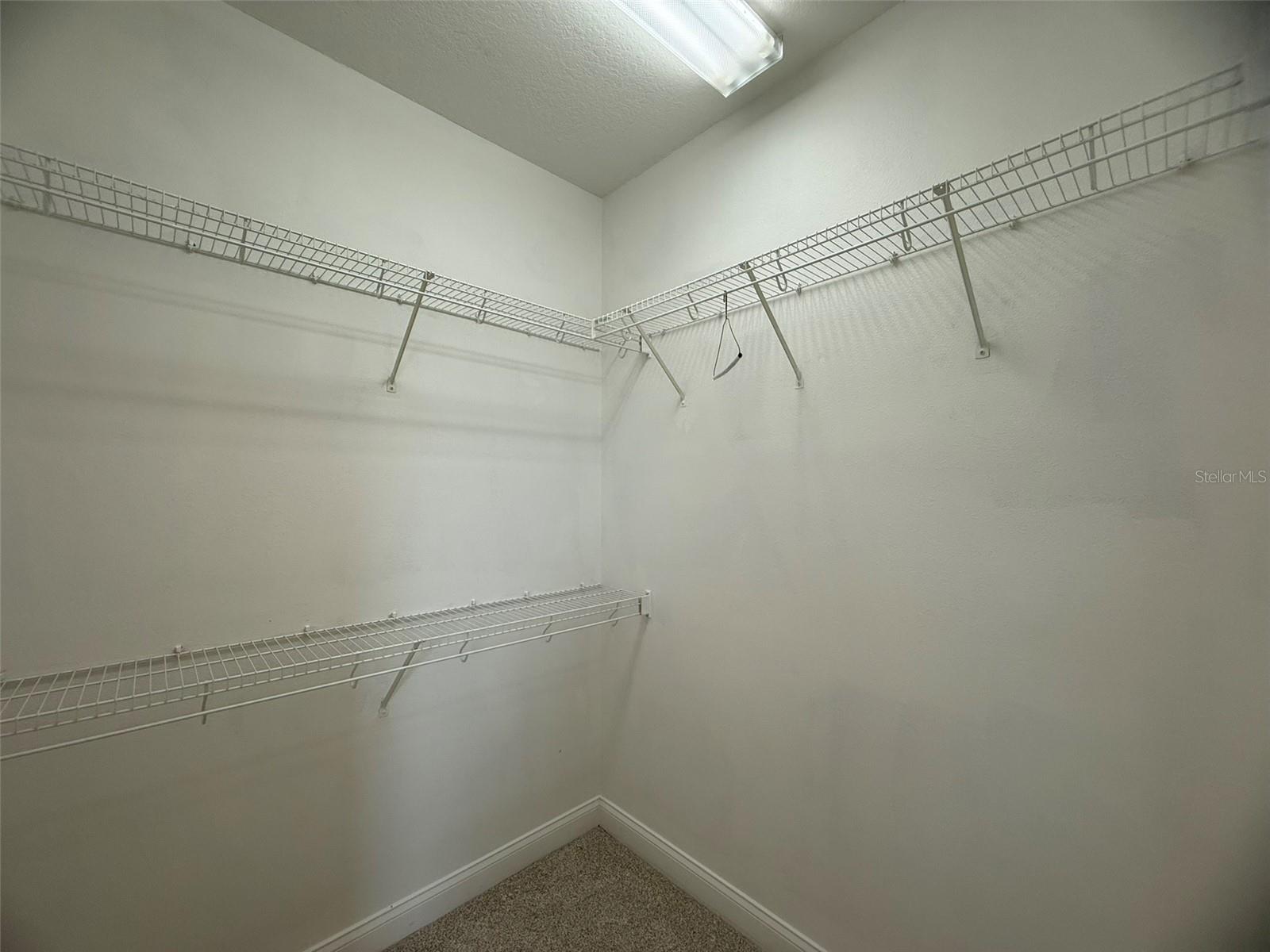 725 COUNTRY WALK CV, EAGLE LAKE, FL, 33839