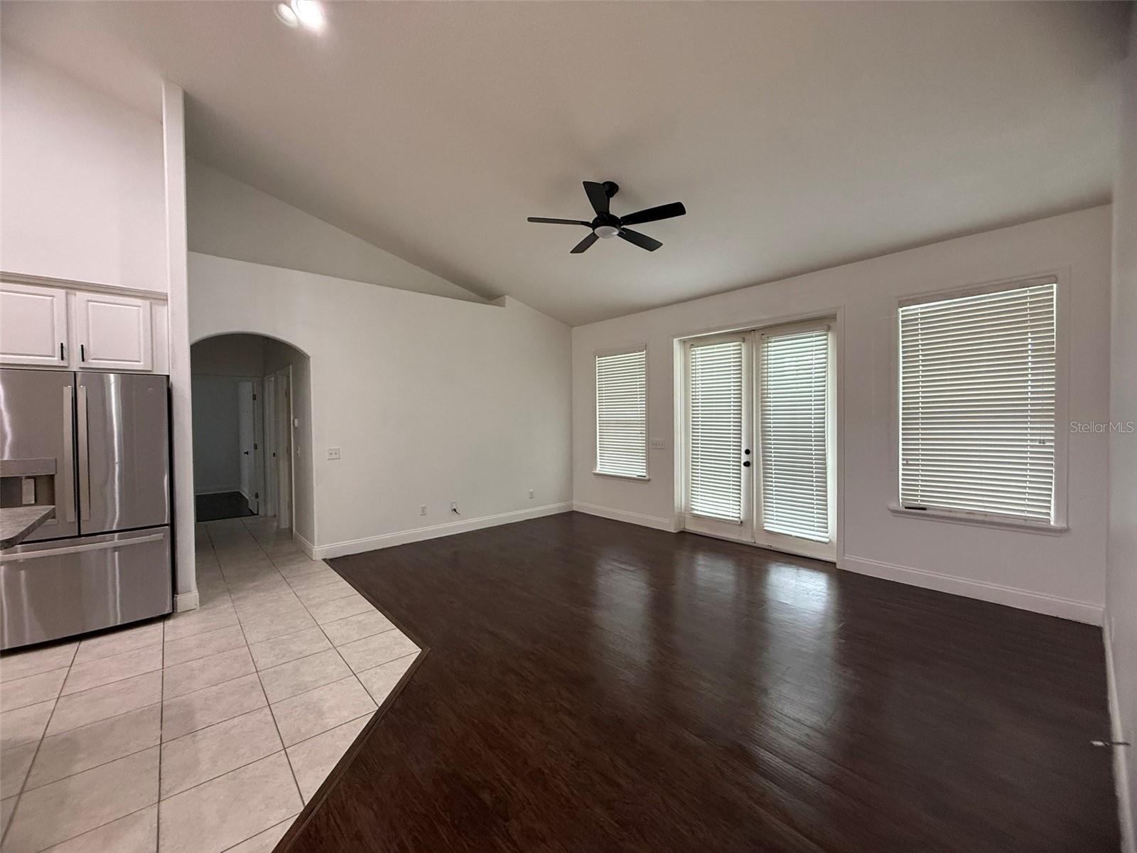 725 COUNTRY WALK CV, EAGLE LAKE, FL, 33839