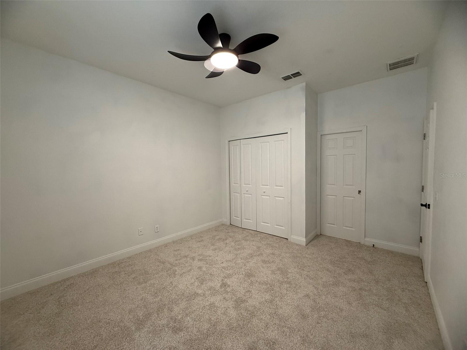 725 COUNTRY WALK CV, EAGLE LAKE, FL, 33839