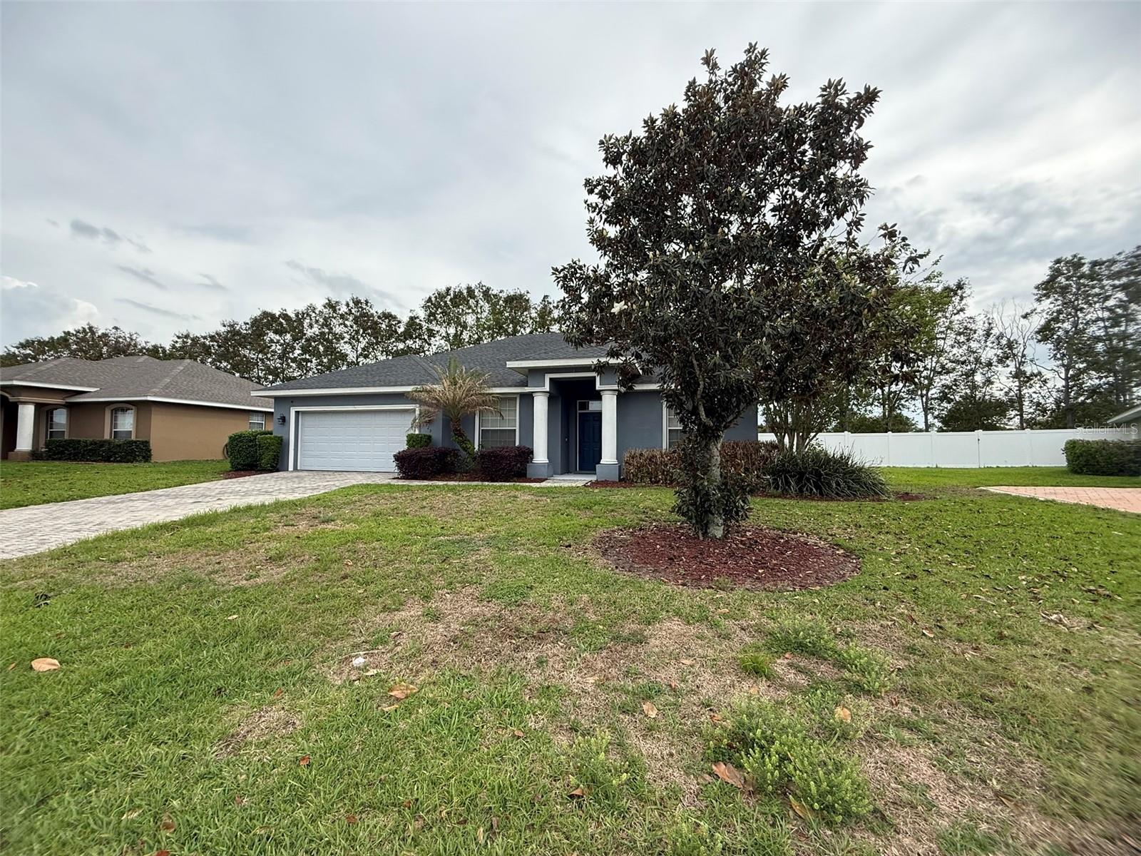 725 COUNTRY WALK CV, EAGLE LAKE, FL, 33839