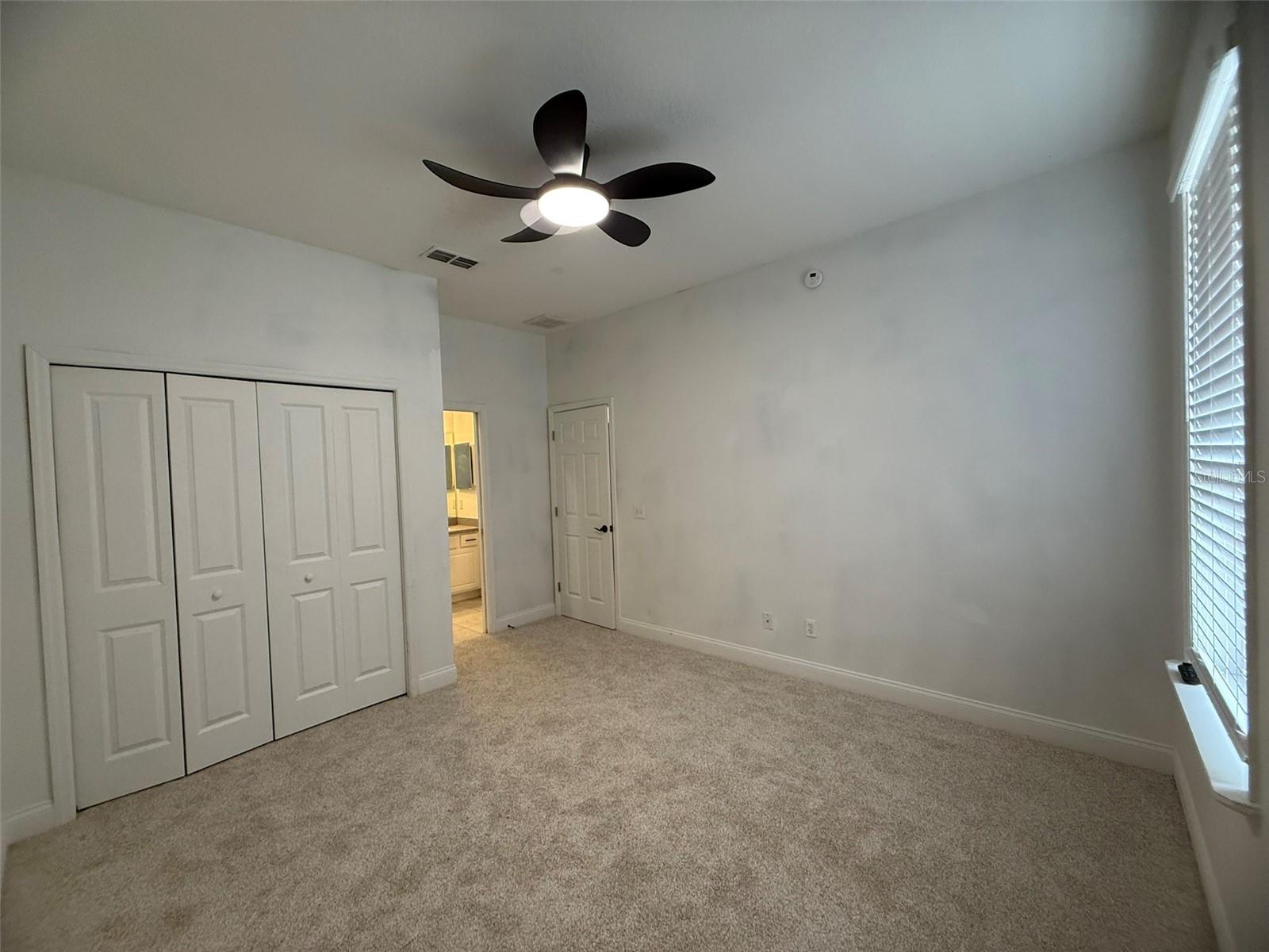 725 COUNTRY WALK CV, EAGLE LAKE, FL, 33839