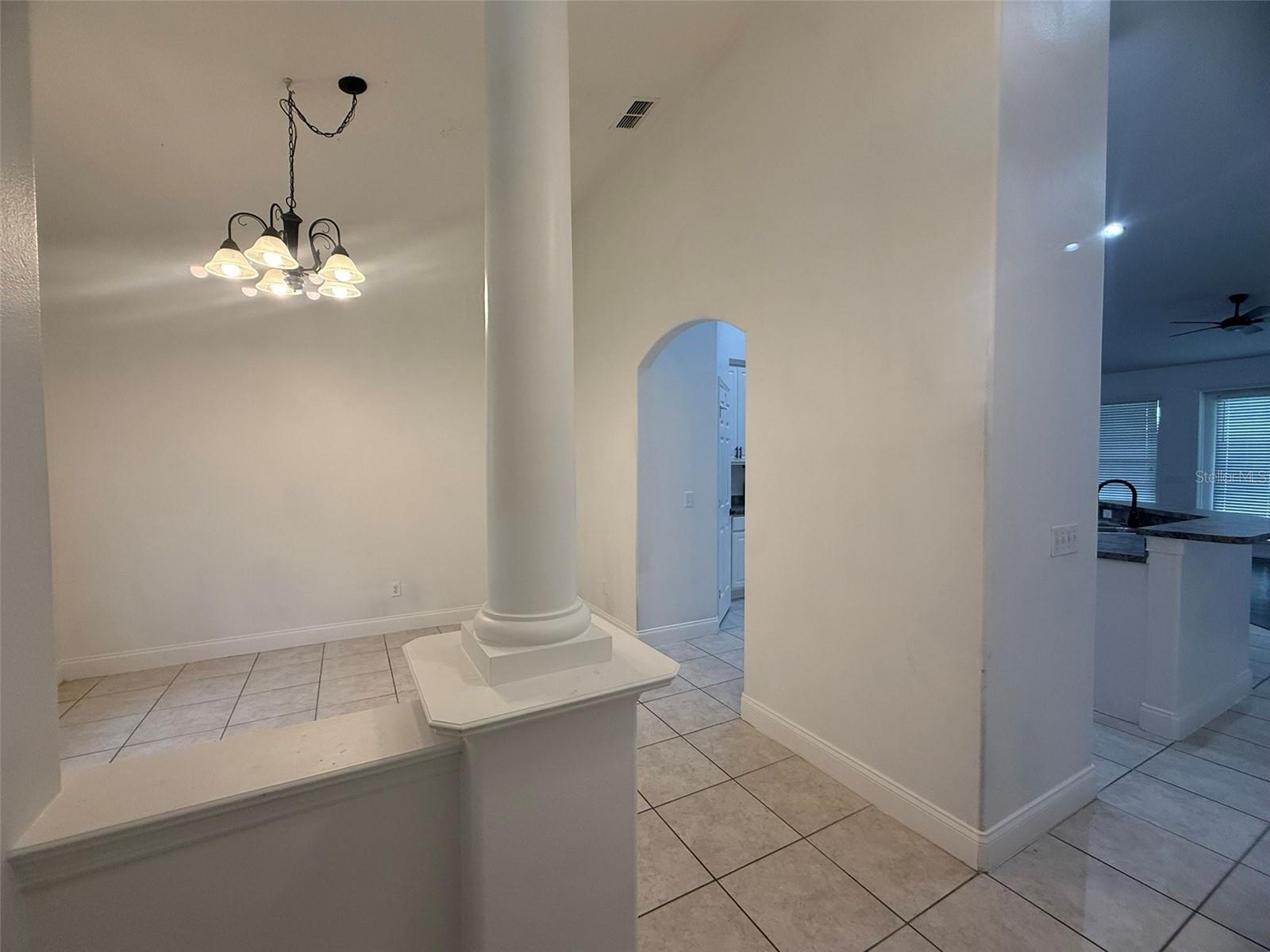 725 COUNTRY WALK CV, EAGLE LAKE, FL, 33839