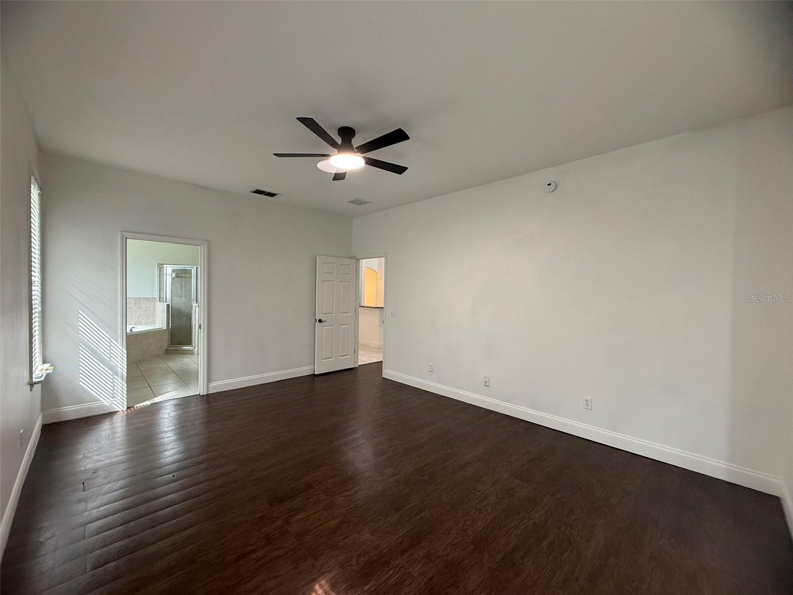 725 COUNTRY WALK CV, EAGLE LAKE, FL, 33839