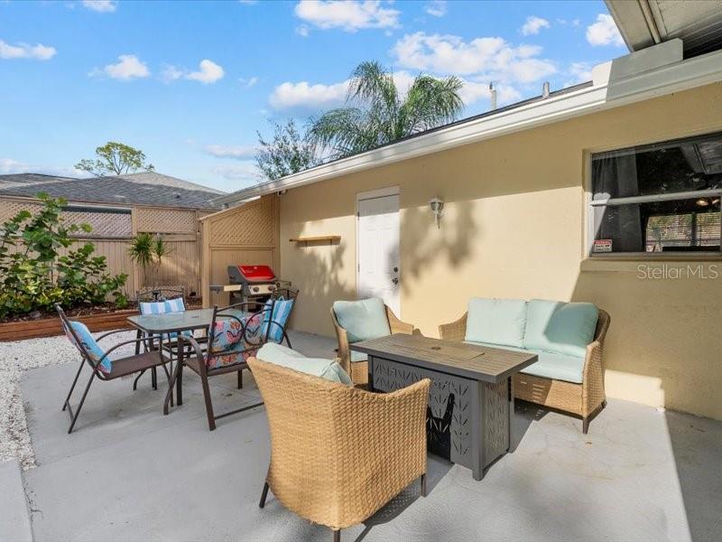 2226 FAIRFIELD AVE, SARASOTA, FL, 34232