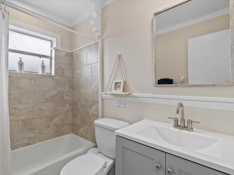 2226 FAIRFIELD AVE, SARASOTA, FL, 34232