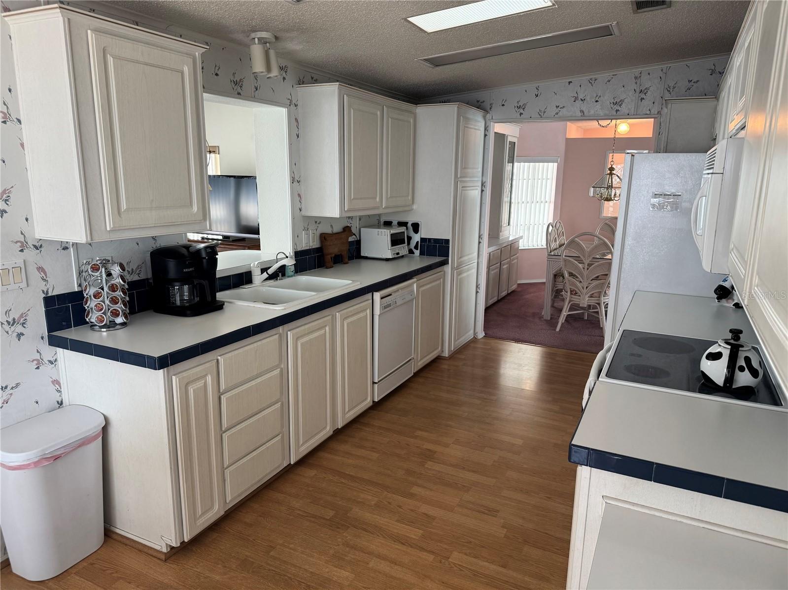 1001 STARKEY RD #663, LARGO, FL, 33771