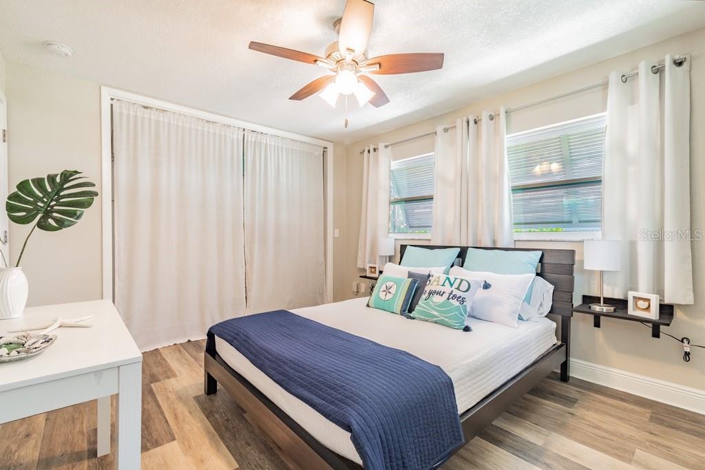 1219 VILLAGE GREEN PKWY, BRADENTON, FL, 34209