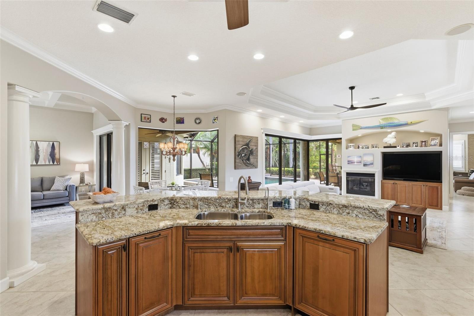 8832 ENCLAVE CT, SARASOTA, FL, 34238
