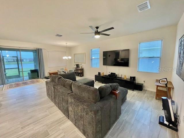 1524 LYONSDALE LN, SANFORD, FL, 32771