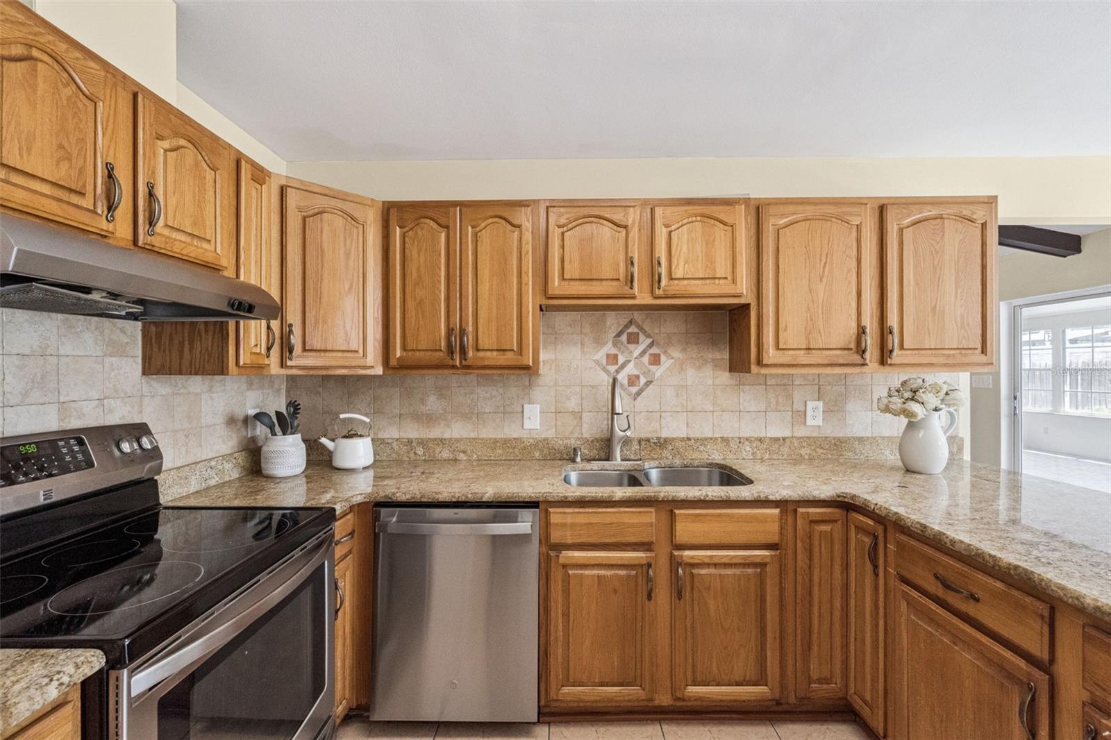 4136 TALL TREE DR, ORLANDO, FL, 32810