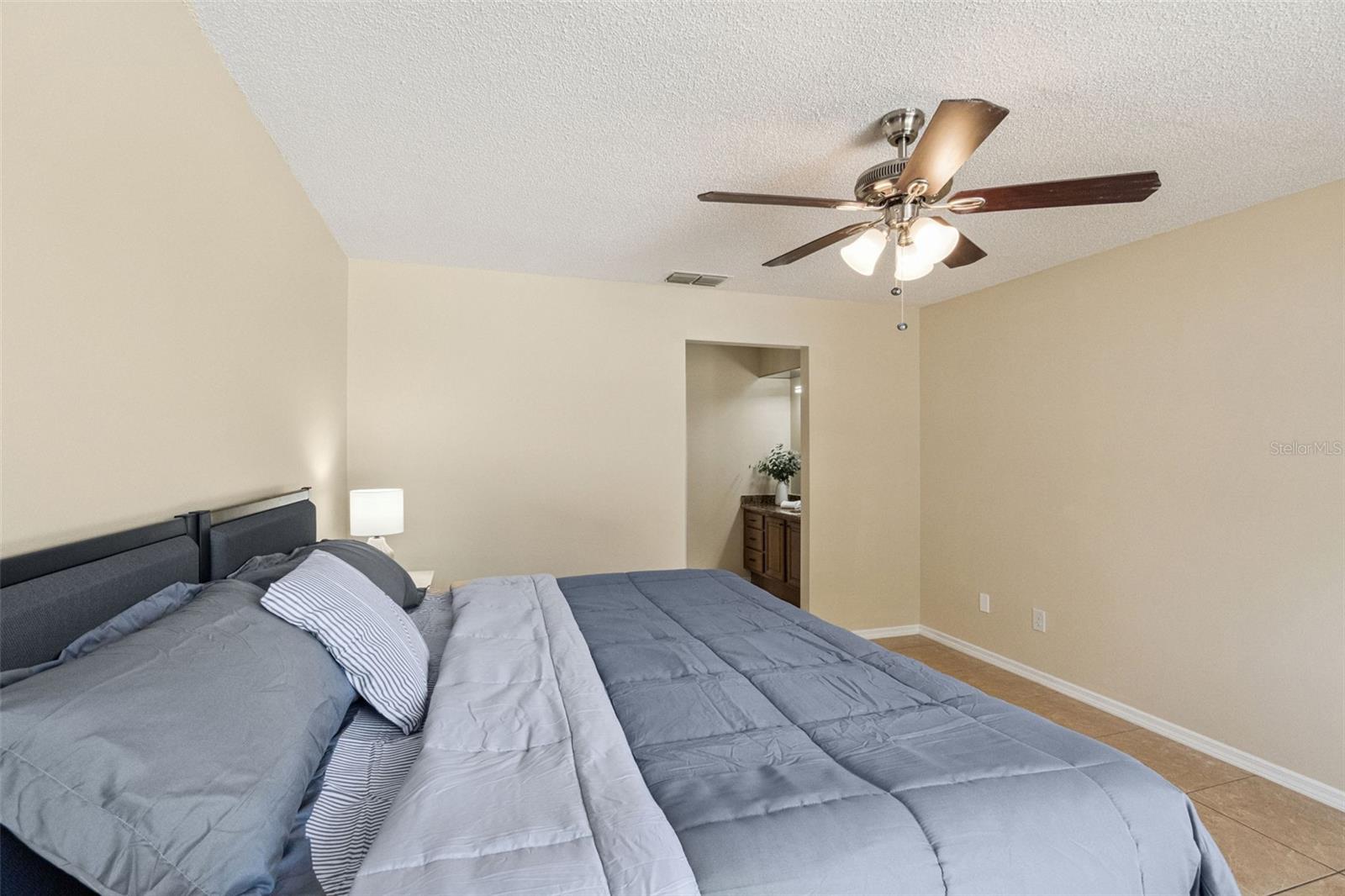 4136 TALL TREE DR, ORLANDO, FL, 32810