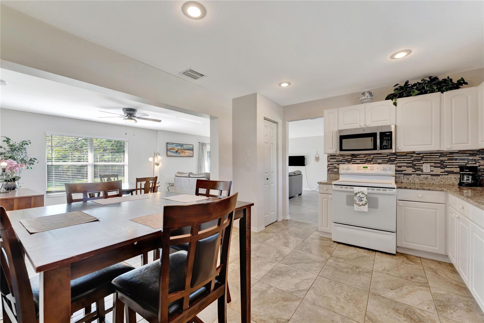 2916 WOODCREST DRIVE DR, SARASOTA, FL, 34239