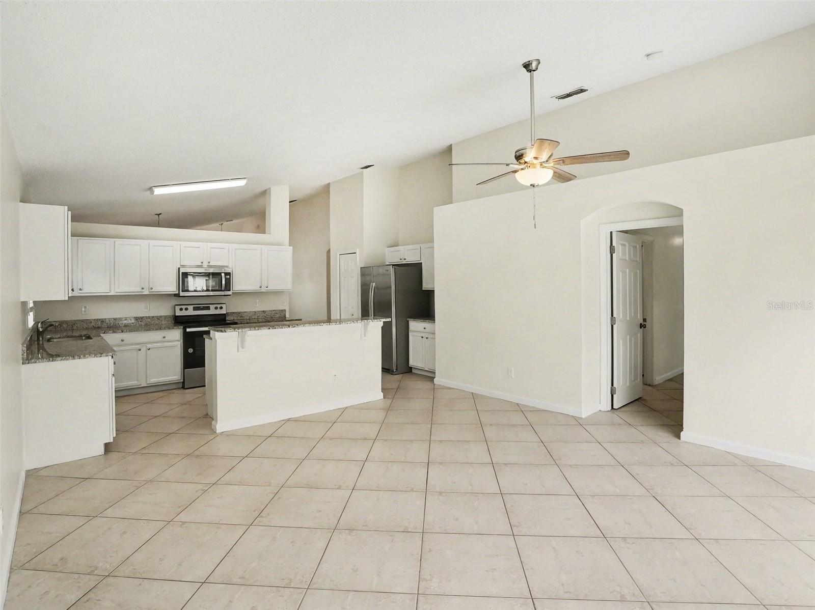 16041 BAY VISTA DR, CLERMONT, FL, 34714