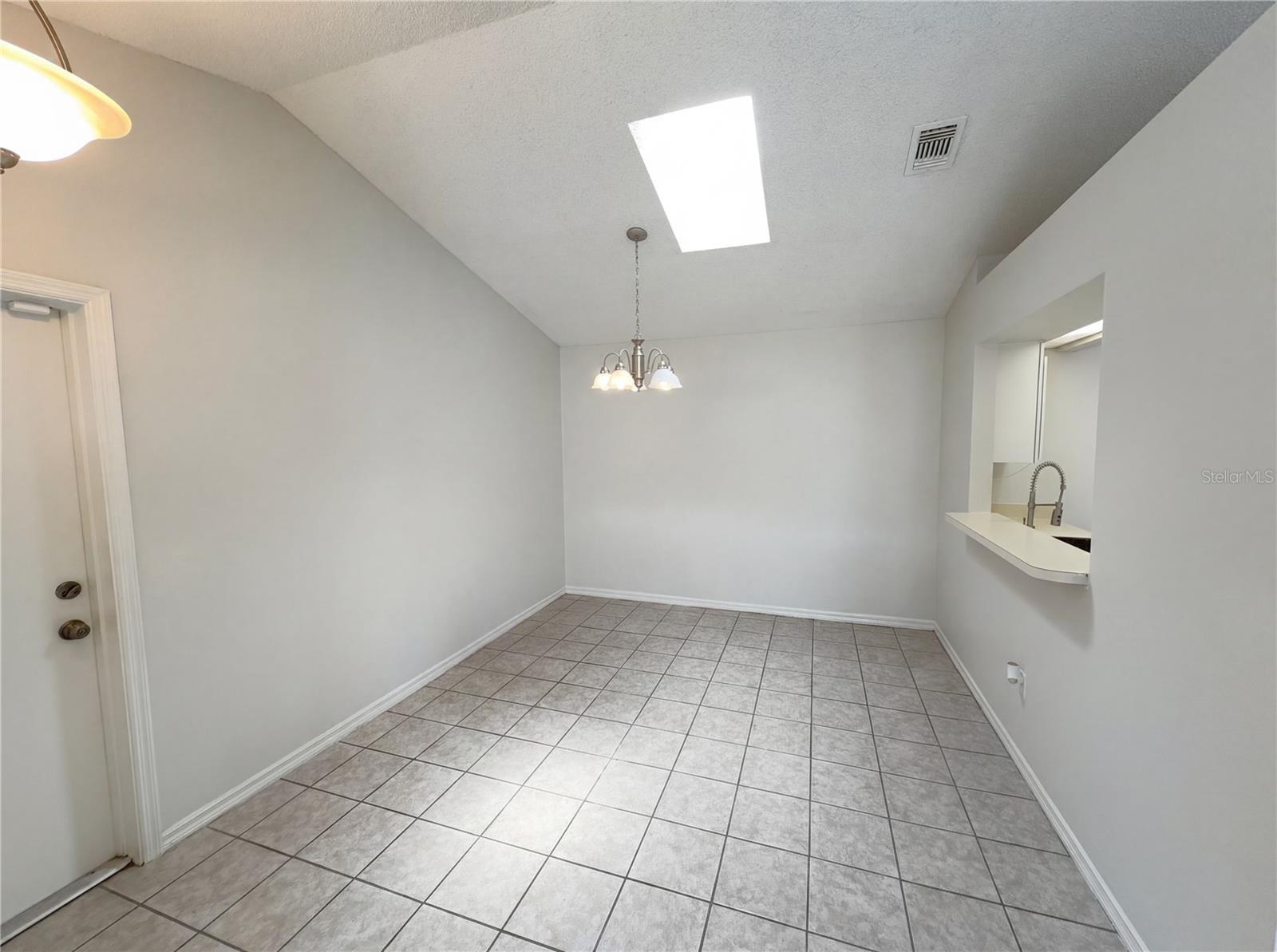 2000 PLAINFIELD DR, ORLANDO, FL, 32812