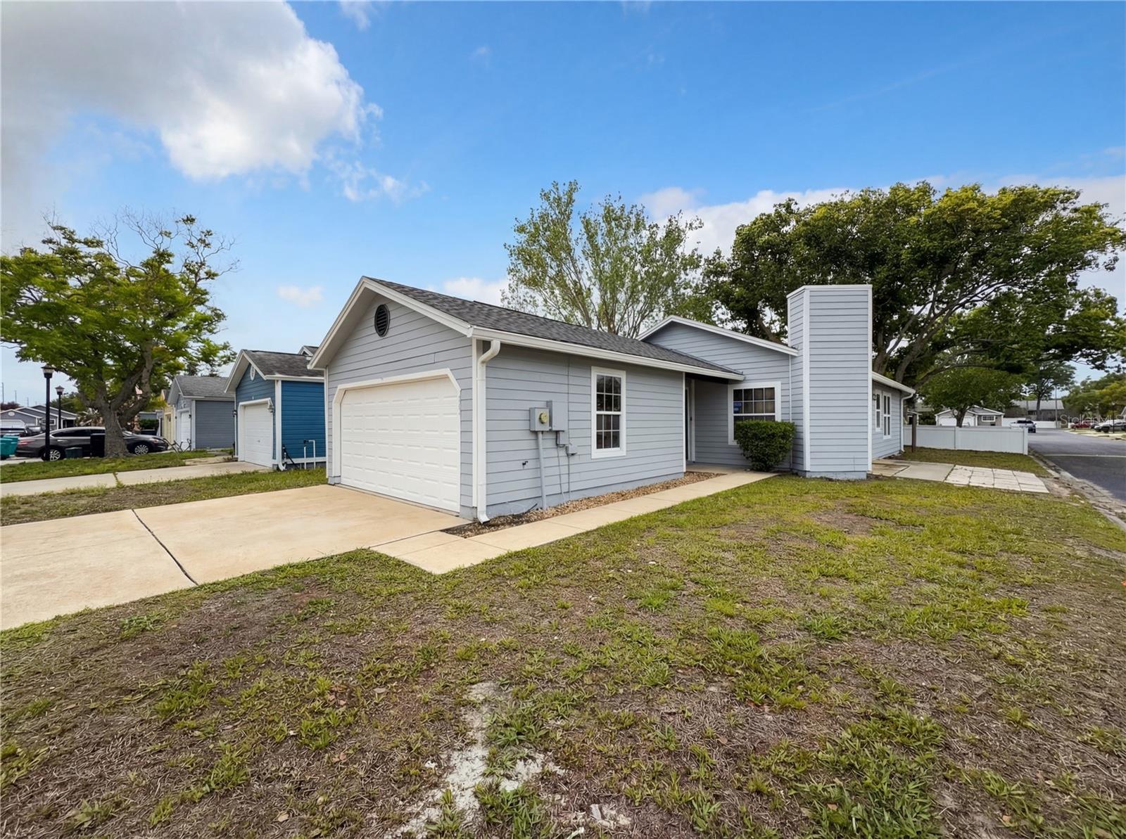 2000 PLAINFIELD DR, ORLANDO, FL, 32812