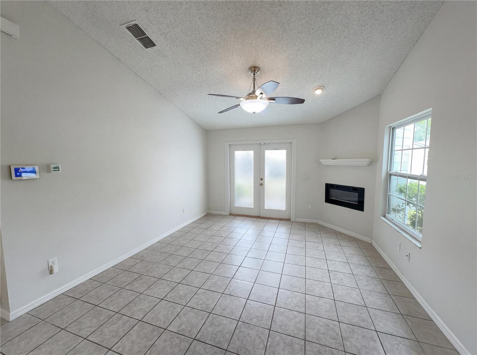 2000 PLAINFIELD DR, ORLANDO, FL, 32812