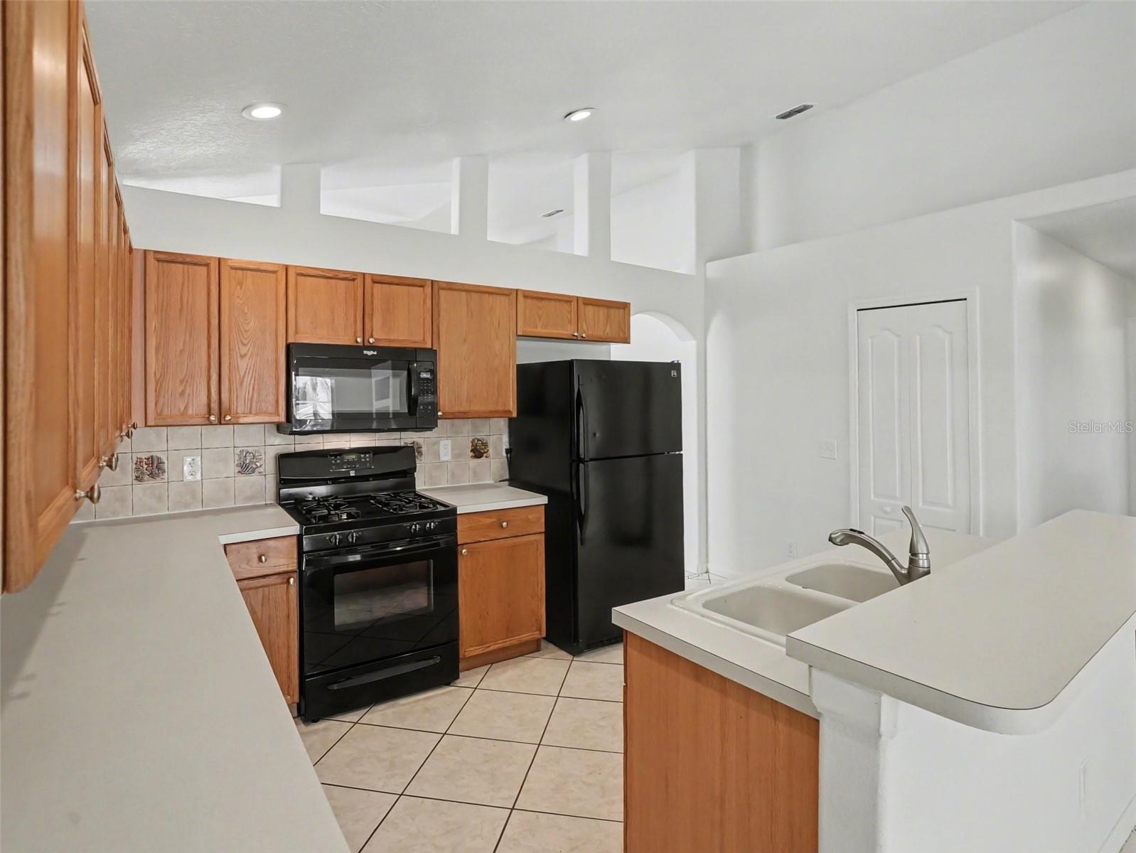 2609 MEADOW OAKS LOOP, CLERMONT, FL, 34714