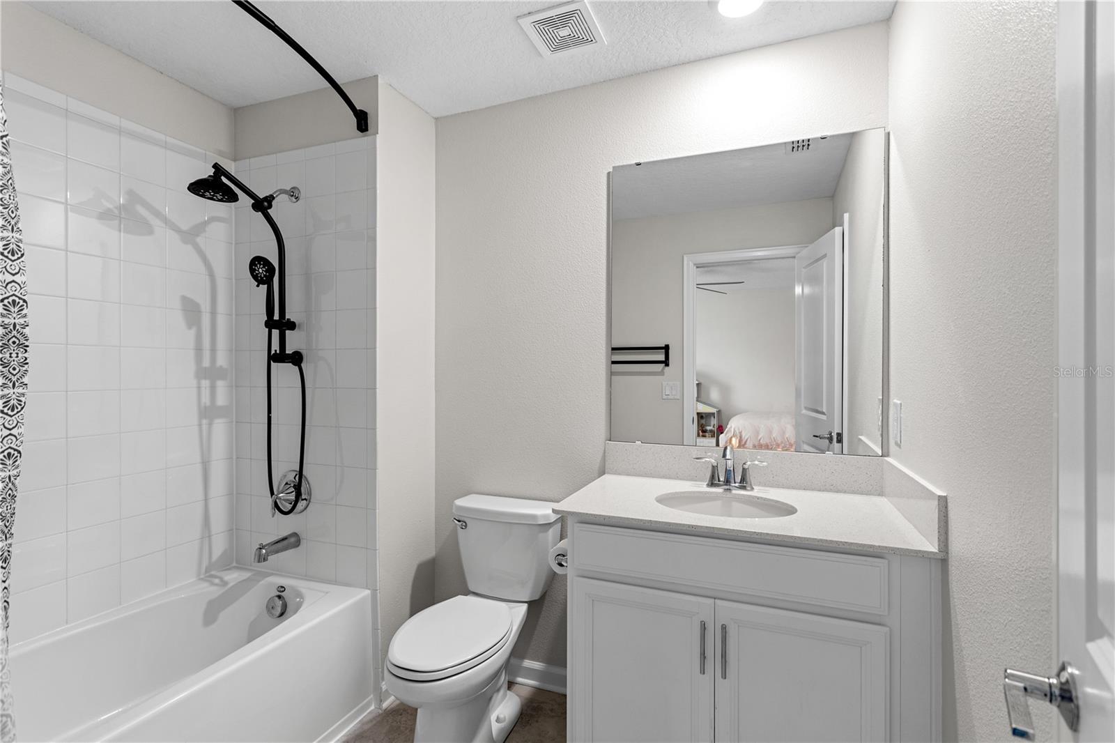 5693 ALENLON WAY, MOUNT DORA, FL, 32757