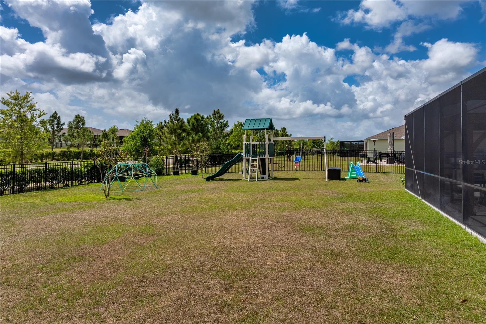 5693 ALENLON WAY, MOUNT DORA, FL, 32757