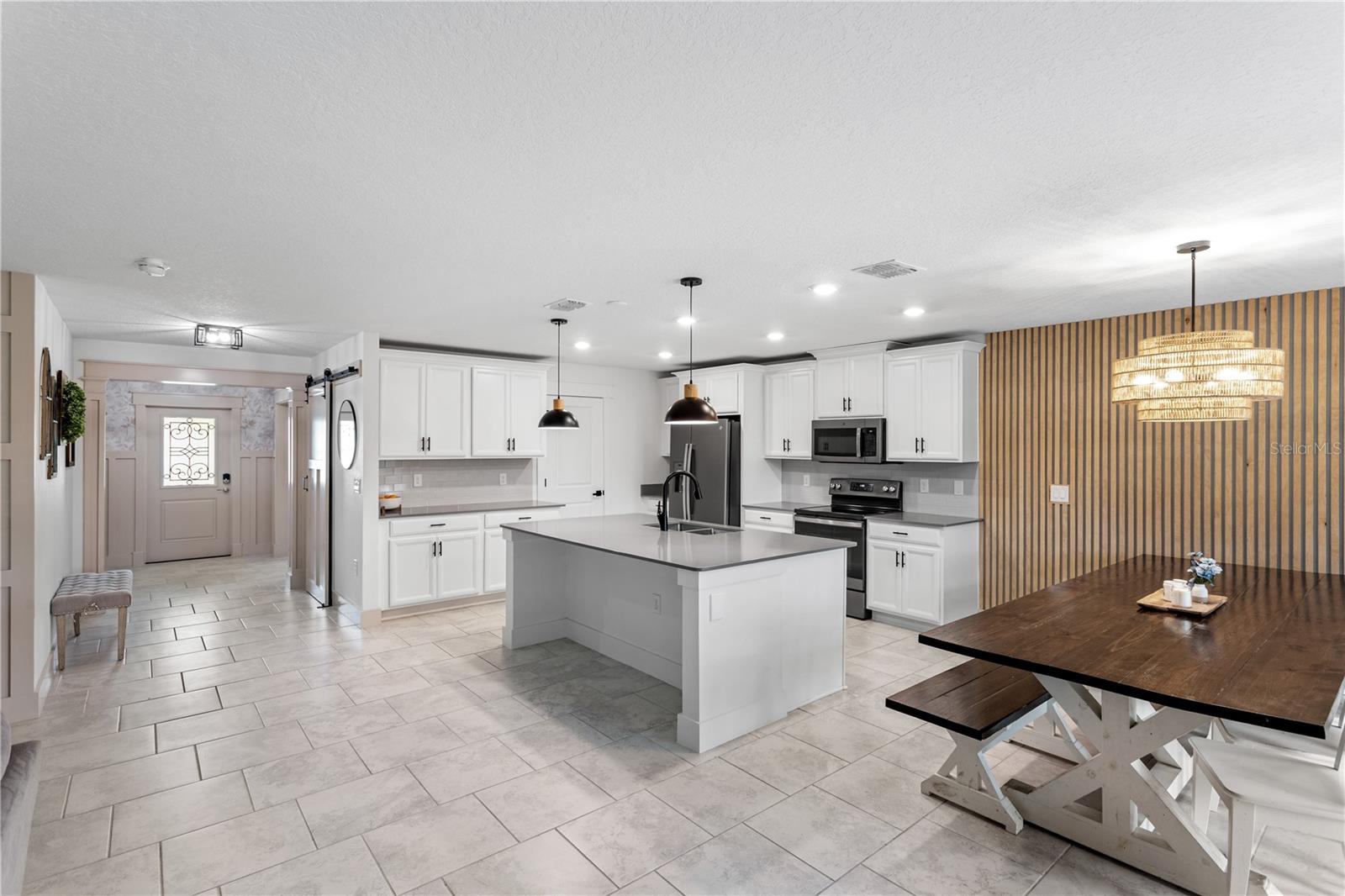 5693 ALENLON WAY, MOUNT DORA, FL, 32757