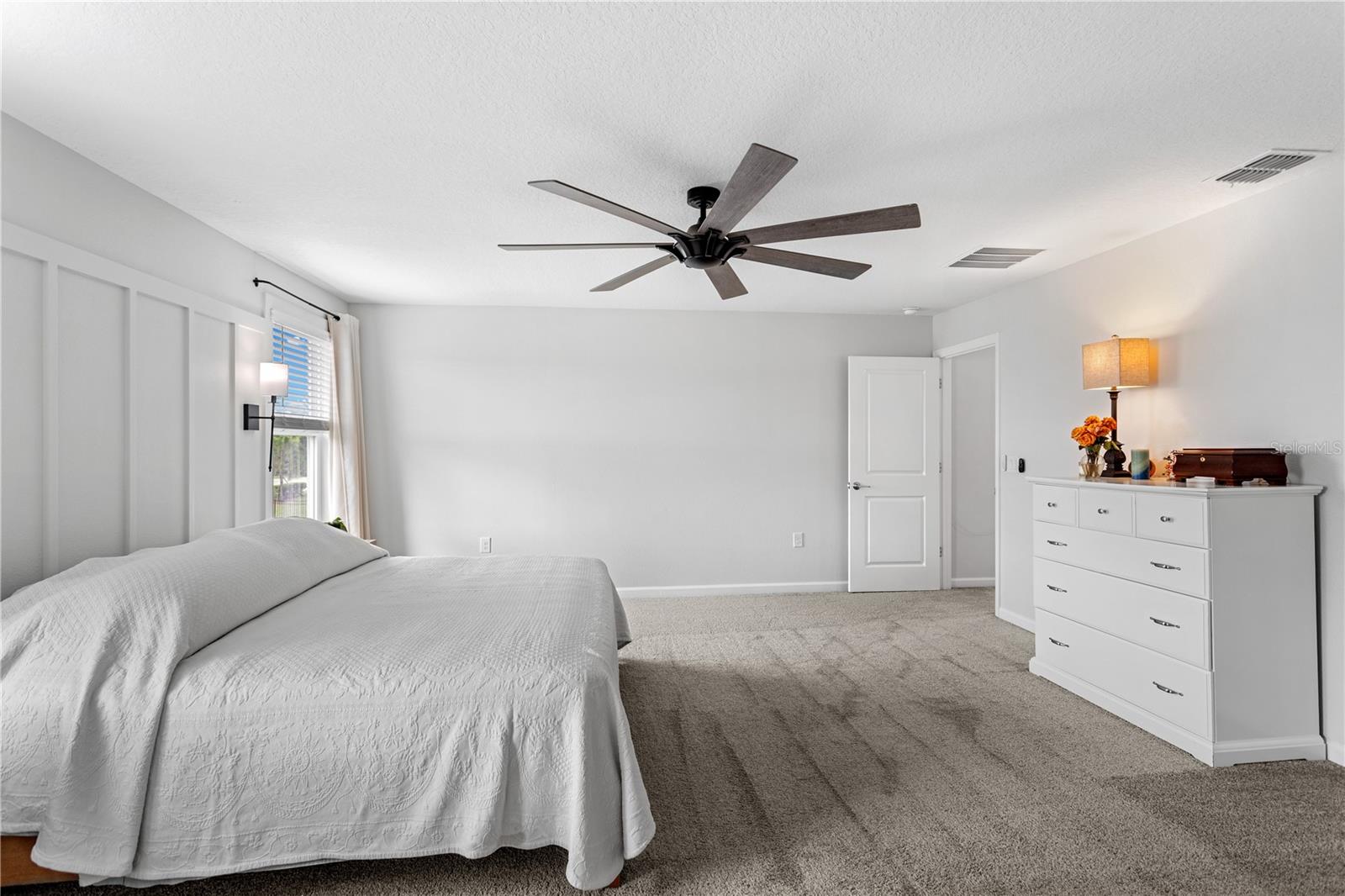 5693 ALENLON WAY, MOUNT DORA, FL, 32757