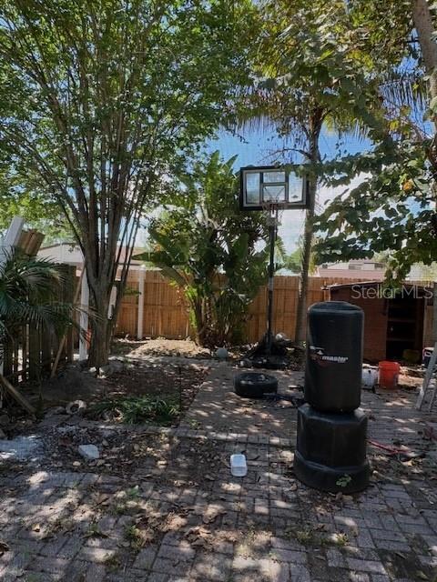 2037 SUNSET GROVE LN, CLEARWATER, FL, 33765