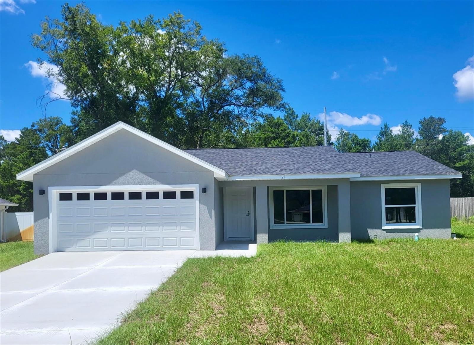 28 MAPLE CRSE, OCKLAWAHA, FL, 32179