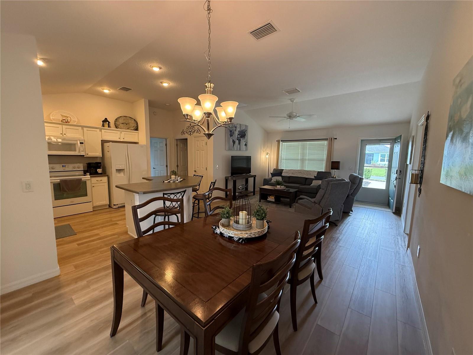 3135 BURNS DR, THE VILLAGES, FL, 32163