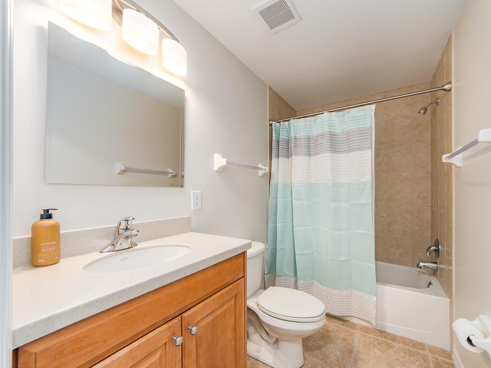 1370 GULF BLVD #402, CLEARWATER BEACH, FL, 33767