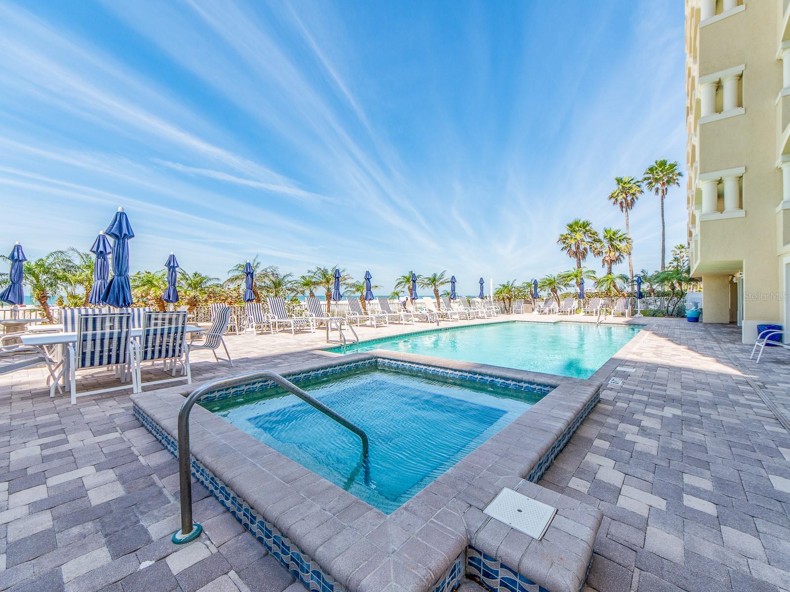1370 GULF BLVD #402, CLEARWATER BEACH, FL, 33767
