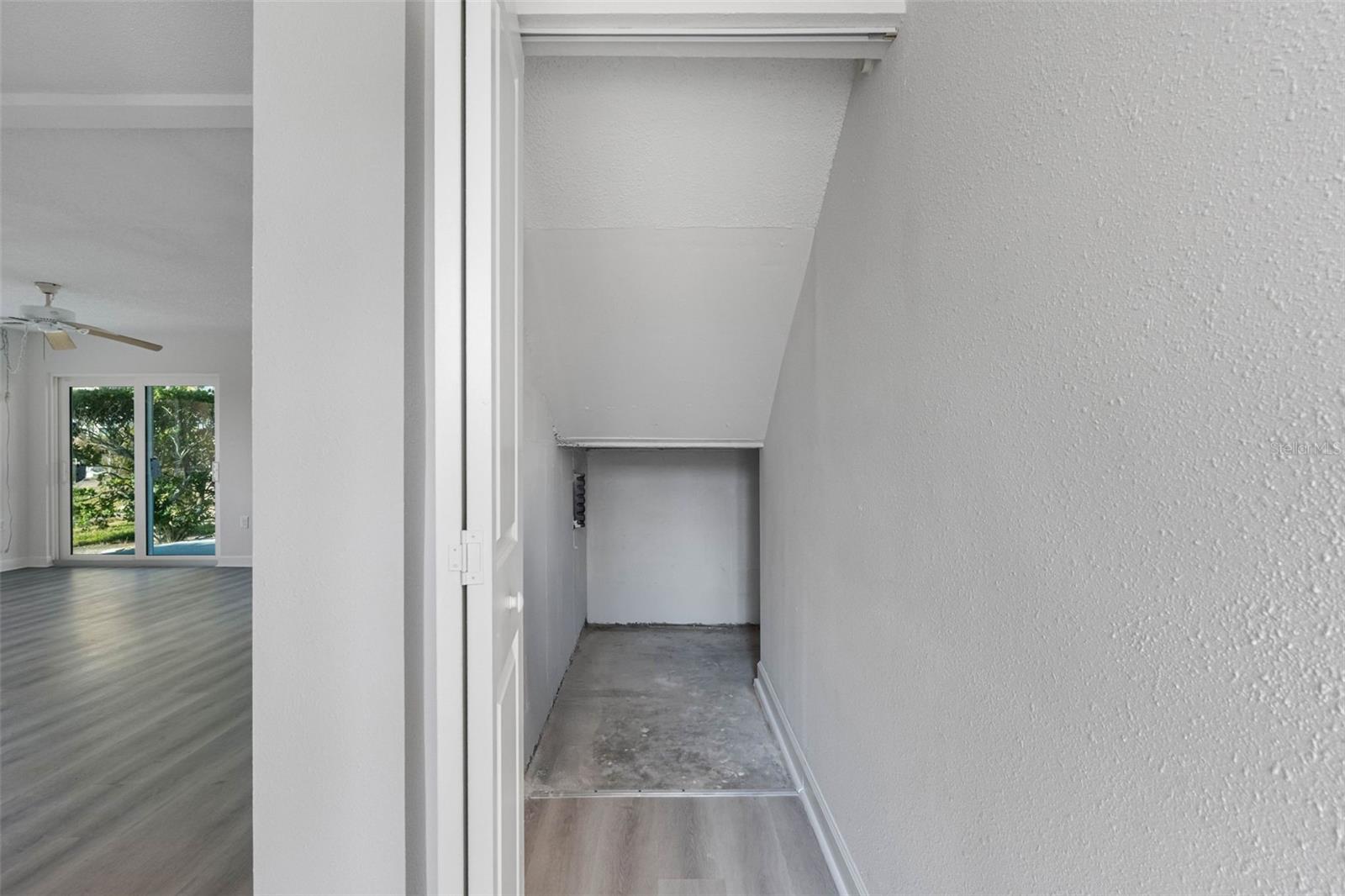 1451 GULF BLVD #101, CLEARWATER BEACH, FL, 33767