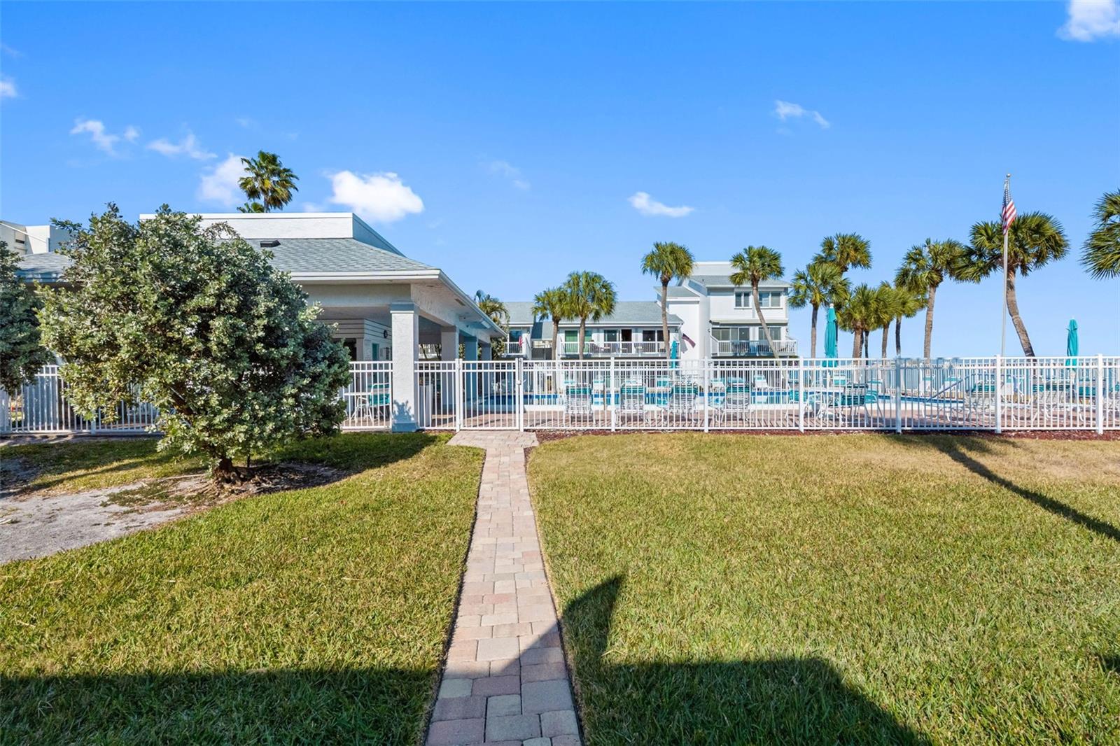 1451 GULF BLVD #101, CLEARWATER BEACH, FL, 33767