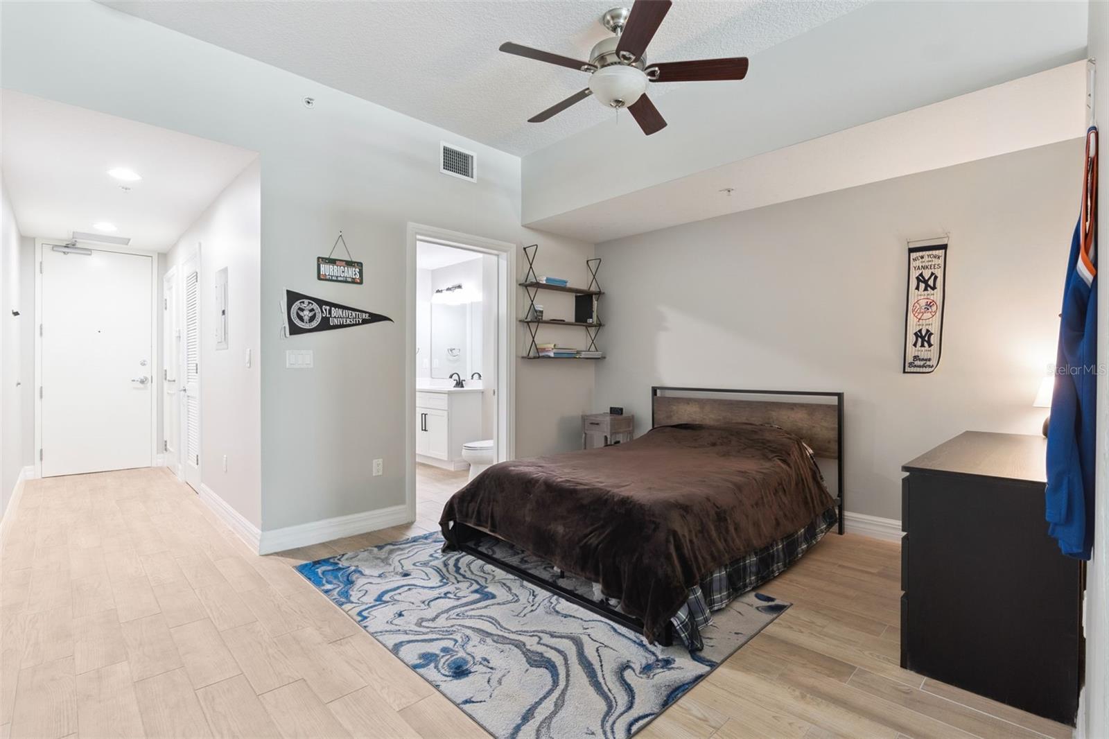 101 S EOLA DR #815, ORLANDO, FL, 32801