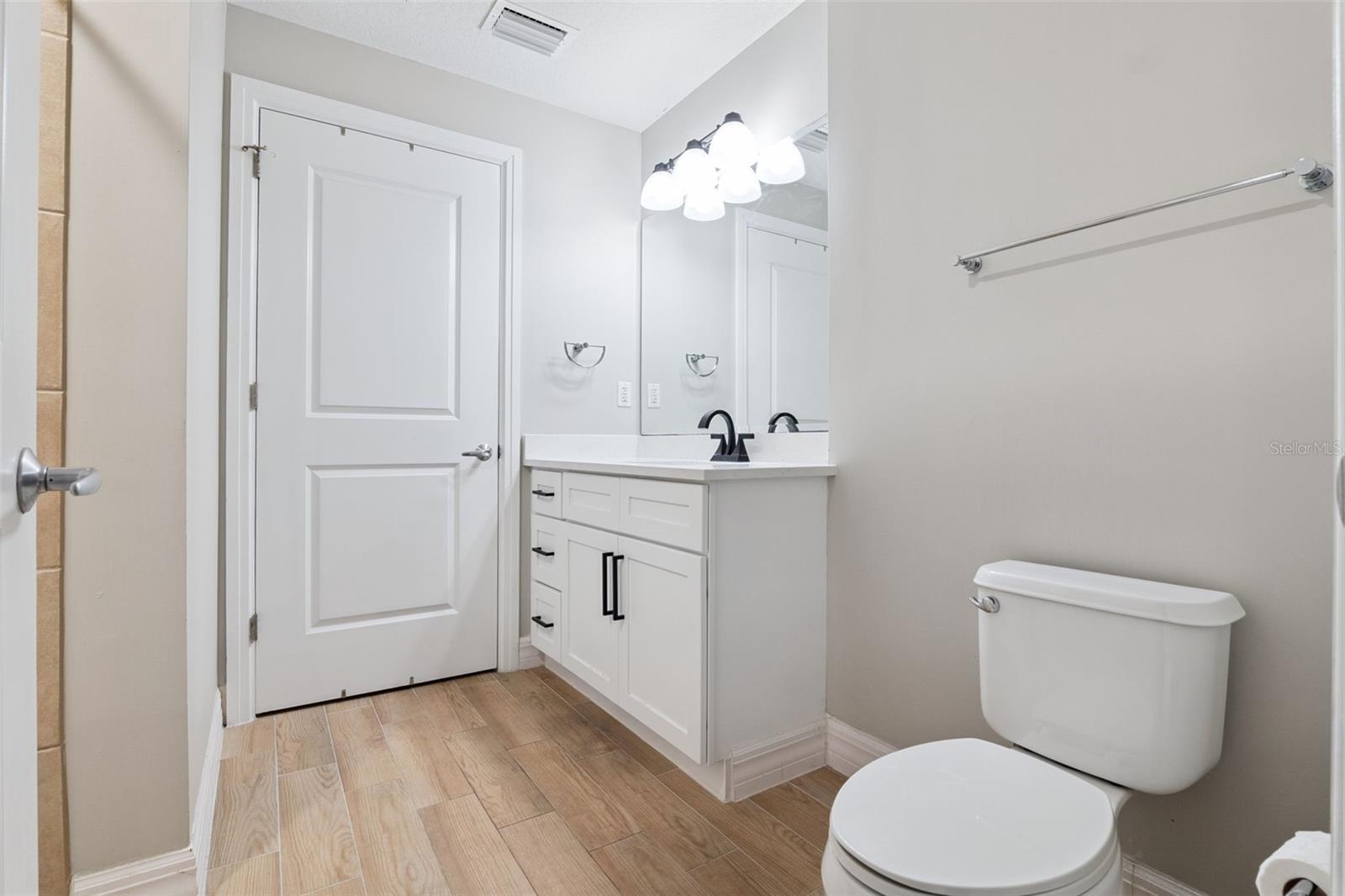 101 S EOLA DR #815, ORLANDO, FL, 32801