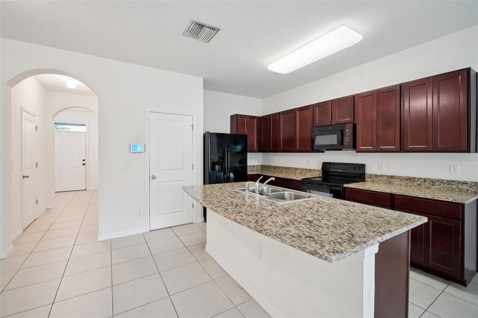 Kitchen and Eat-in Space