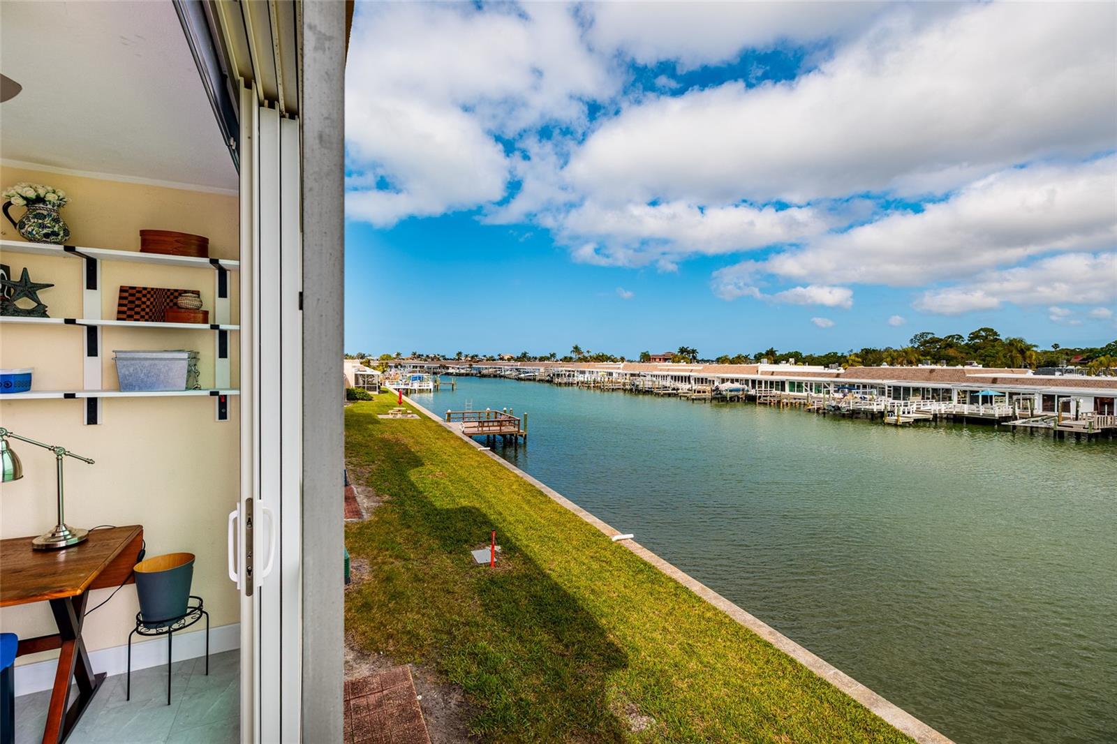 1 BOCA CIEGA POINT BLVD #206, ST PETERSBURG, FL, 33708