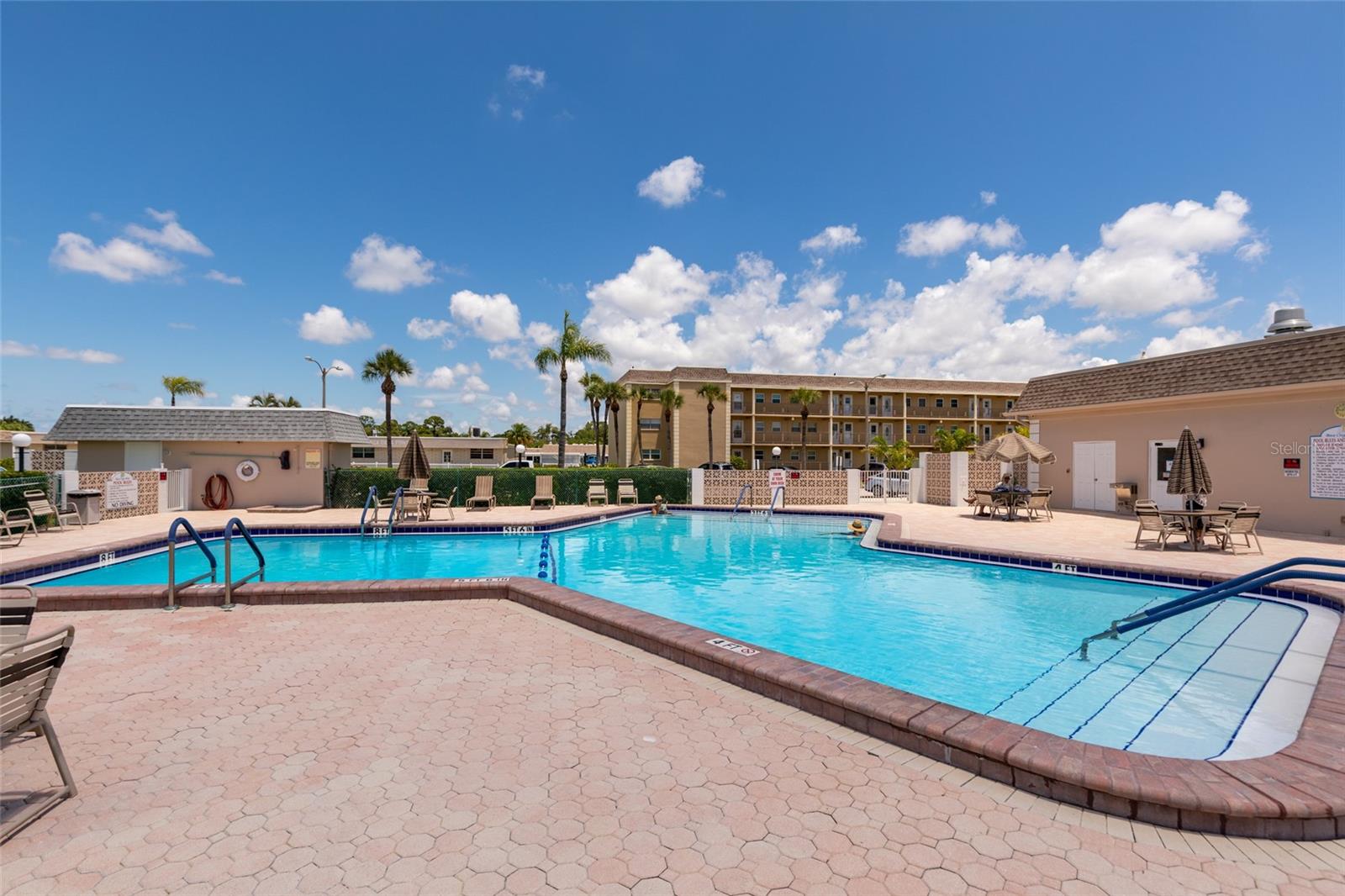 1 BOCA CIEGA POINT BLVD #206, ST PETERSBURG, FL, 33708